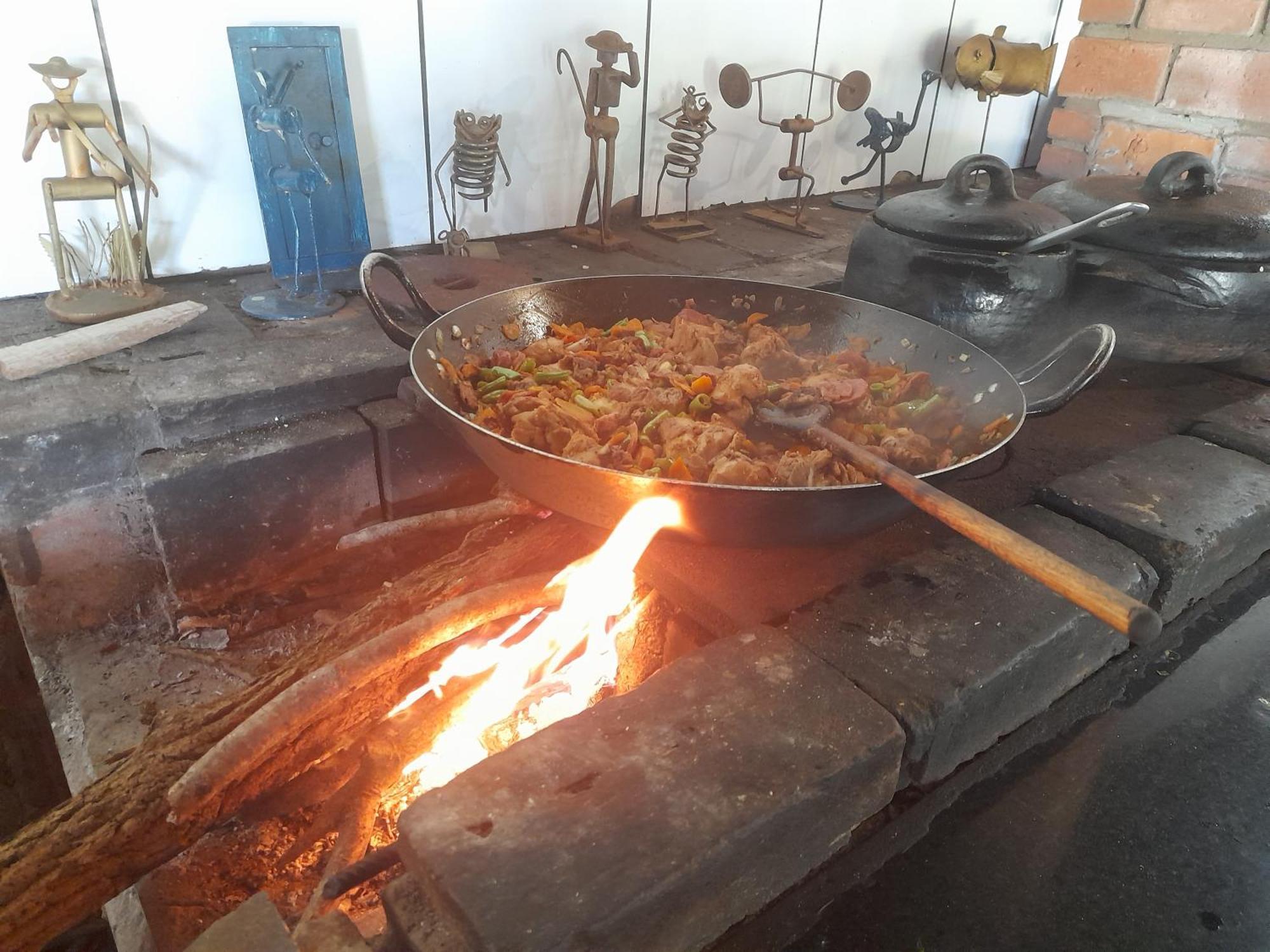 Hotel Fazenda Recanto Do Monte Alegre Piraju Eksteriør billede