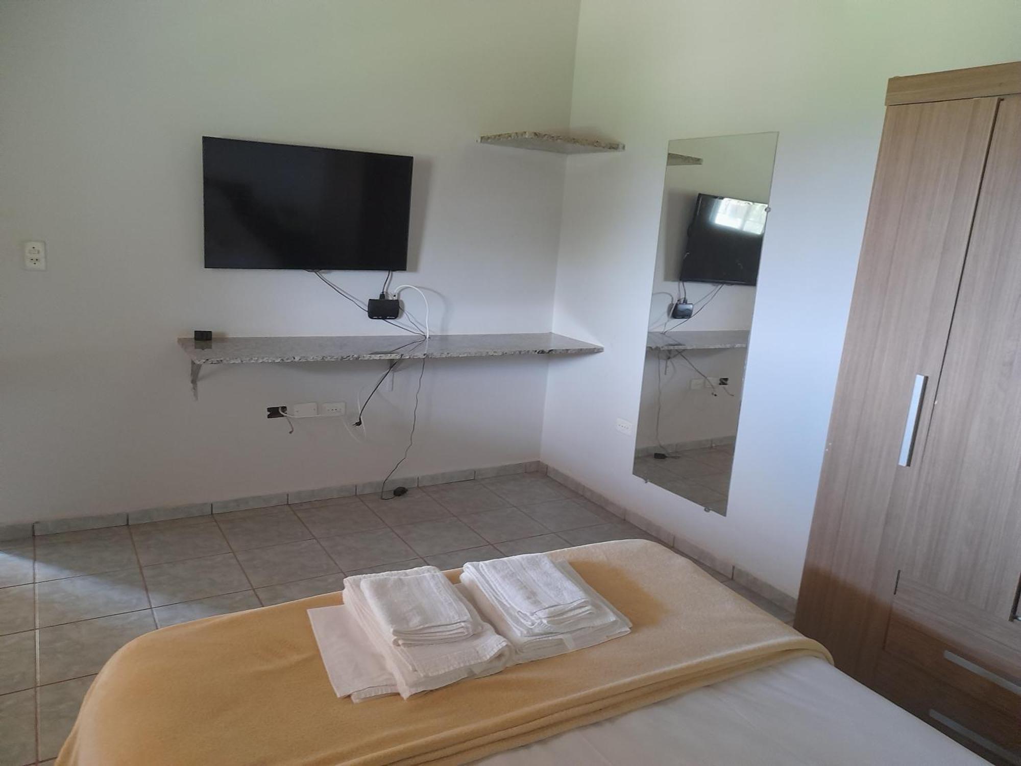 Hotel Fazenda Recanto Do Monte Alegre Piraju Eksteriør billede